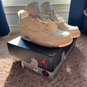 Off White Jordan 4